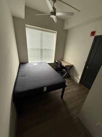 Bedroom - Current Orlando Apartments