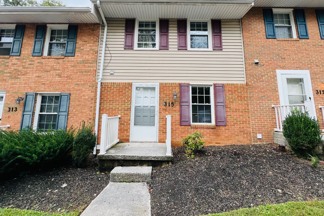  - 2 Bedroom, 1.5 Bath Townhouse