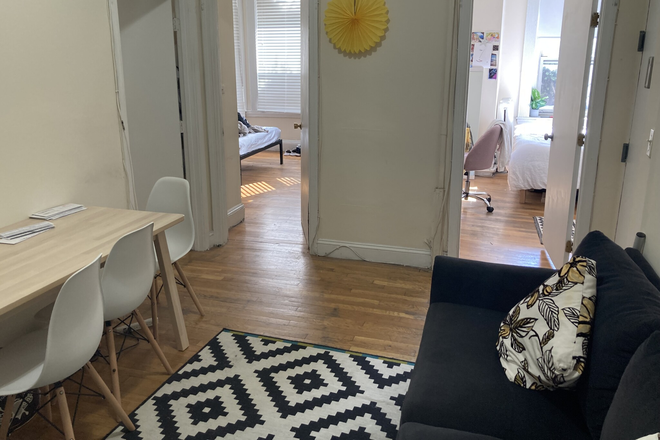 Living room - 3 Bed Available 9/1/25! *CONTACT NOAH 603-470-8181 Apartments
