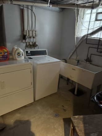 laundry room - Hessler 1 Bedroom apartment