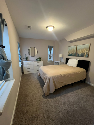 bedroom - Furnished bedroom in welcoming home one mile north of Hopkins Hospital