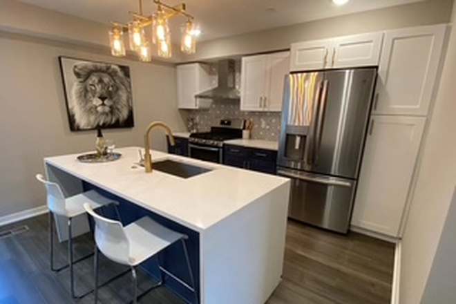 Kitchen - 3 bed / 3 bath in Fairmount w Parking