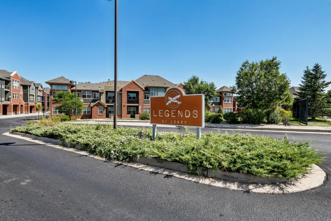 Legends At Lowry - 1 BEDROOM, 1 BATH CONDOMINIUM, LOWRY LOCATION, JUST 4 MILES AWAY FROM THE VA/ANSCHUTZ MED CENTER