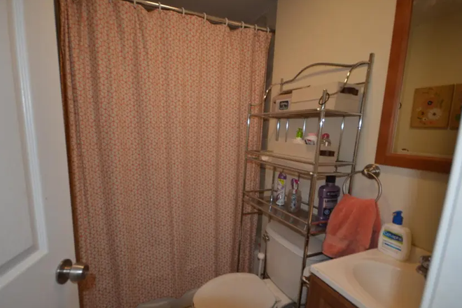 Bathroom - THE FENWAY - HUGE LUXURY 5 BED IN AMAZING LOCATION! Condo