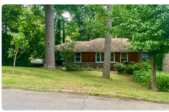 Street View - 1 Large Suite Available starting immediately. Emory Area – Included Utilities & Cleaning Service