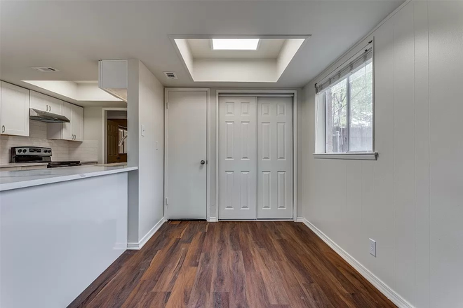 Washer and Dryer room - Rooms available for rental at $900 per room (Near UTD Campus) House