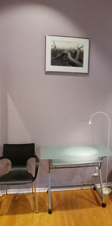Chair, Desk - Walkable - 1 mile north of Old Town Pasadena Condo
