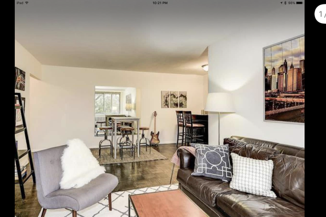 dining area - 8 minutes walk to AU, fully furnished, top floor, just bring in your luggage! Condo