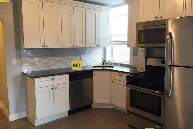 Call NOW for showings! 617-236-8600 - CHELSEA STREET - RENOVATED EAST BOSTON 3 BED W/ LAUNDRY ON SITE! *AVAIL 9/01/2025!* Apartments