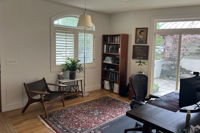 Office Main Floor - Large Modern Furnished Duplex with Mountain Views (for Winter and Spring Visitors) Duplex