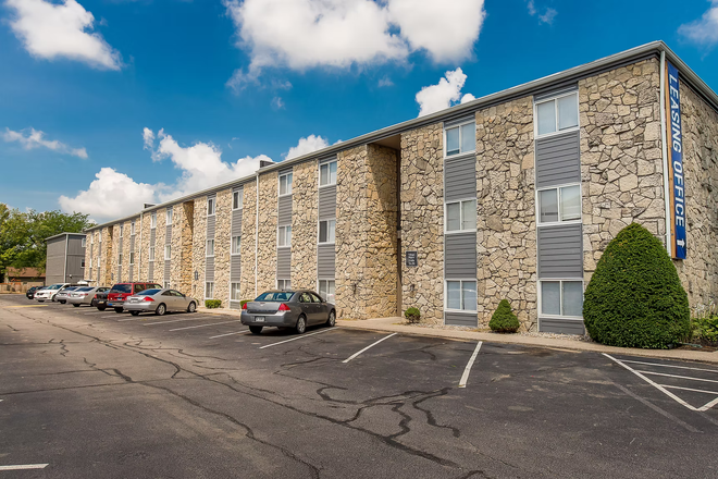 Outside View - University Crossing Apartments