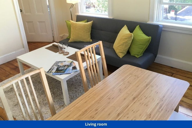 Living room - All Utilities, 2 bedroom Apartment, WIFI, Walk to Brown