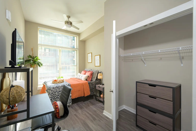 Bedroom - Legacy At The Standard - Sublease Apartments