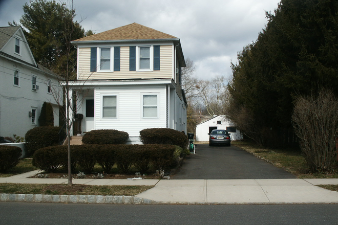 street view - 2BR home-Oakland St-Princeton