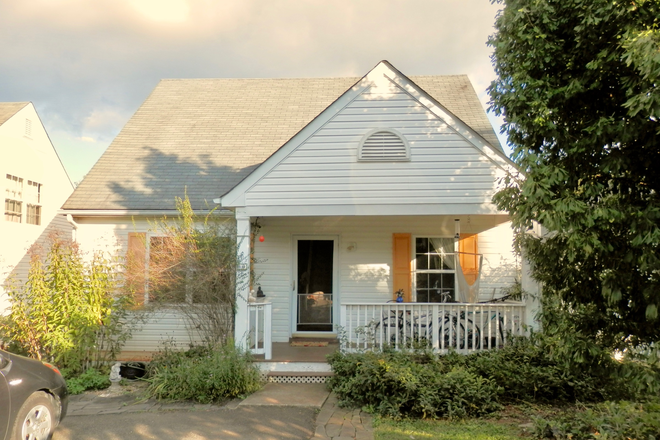 Front of house - Sunlit Furnished House For Rent (Utilities included)