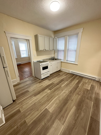 Kitchen - 2/3 Bedroom Split - No Brokers Fee! On Huntington Avenue Apartments