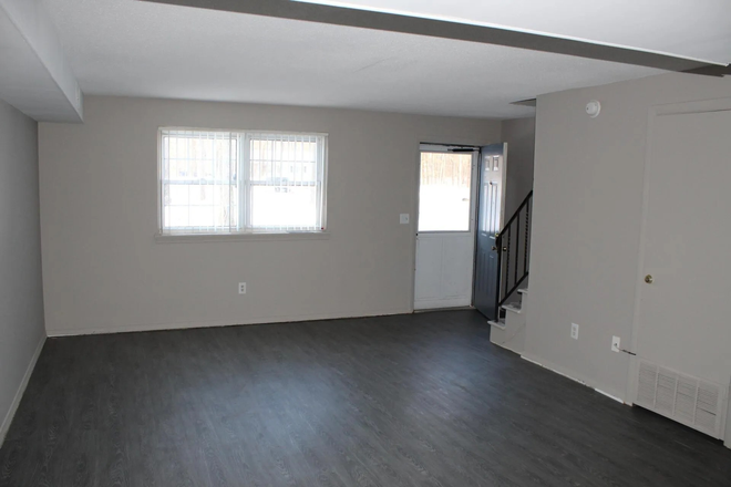 Living Room - Lease for 2 BR at Carriage House for 2025-2026