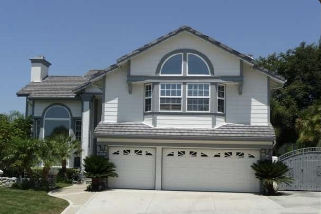 front of the house - Beautiful neighborhood in Yorba Linda