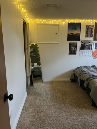 Bedroom - 1 Bedroom Sublet House