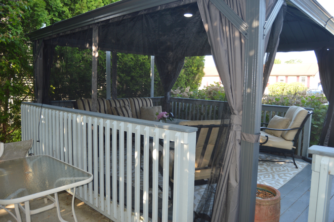 Canopy - Shore Beats Living in a Dorm Room!  Rent; 2,700. (900 per. student) House