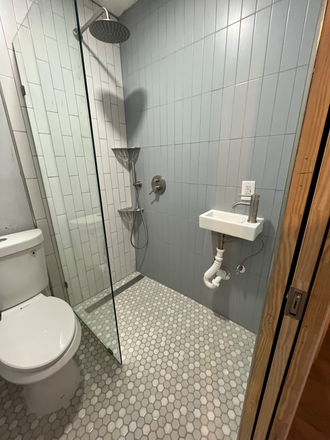 Bathroom - Room for Rent (3 mi from TAMU) House