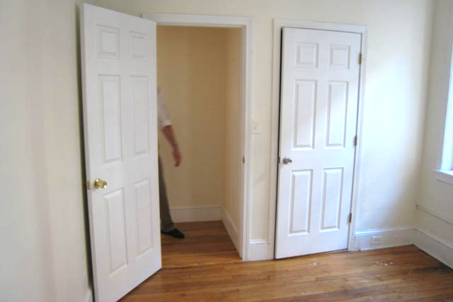 Visit hubrealtyproperties.com - Fantastic 3 bedroom with breakfast bar and large bedrooms, next to green line T Condo