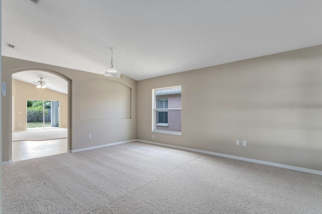 First living room - Room for rent $725 House