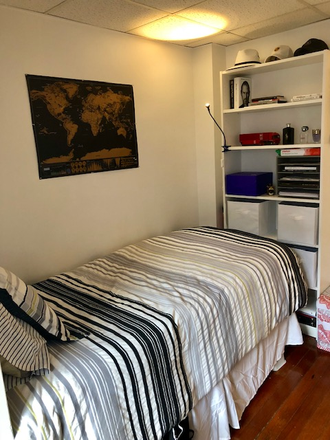 Visit hubrealtyproperties.com - Dorm alternative, studio on Beacon Street, near campus Apartments