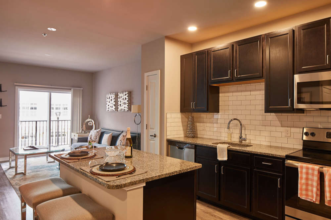 kitchen - The Station at Willow Grove Apartments