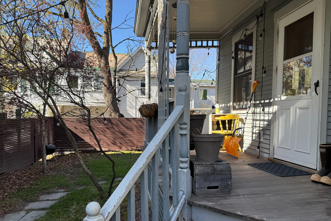 patio/backyard - Loomis St House