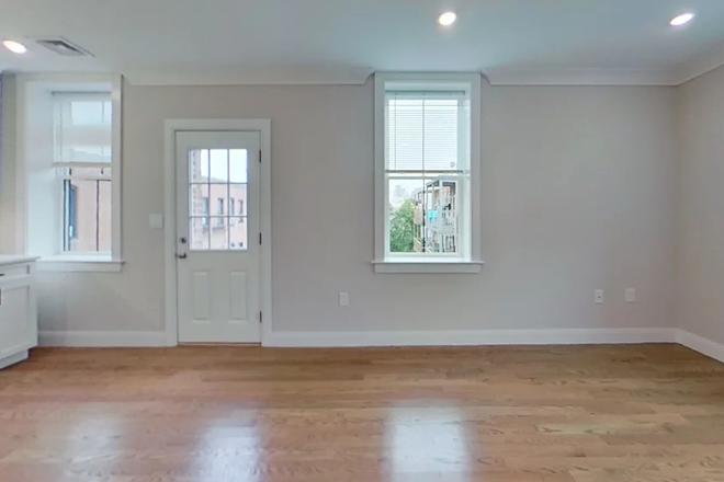 Call NOW for showings! 617-236-8600 - PORTER ST - *NO FEE* HIGH END 4BR NEAR MAVERICK MBTA FOR *9/1/2025* W/ 2 BATH, IN UNIT LNDRY, DECK! Apartments