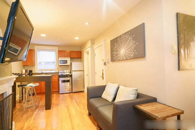 - - Sorry No Undergrads :( Close to Campus! Updated studio on private cobblestone Apartments