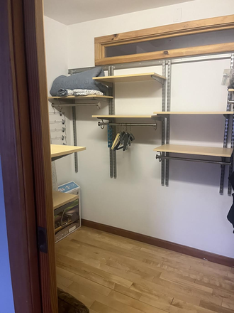 walk in bedroom closet - 1 Bedroom for Med/Grad Student Apartments