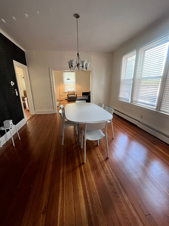Furnished Dining Room - 181 Governor Street Townhome