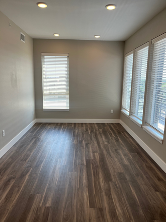 Living Room - University Condo, Close to Campus, Incredible Views, Laundry in unit, 2 Parking Spaces