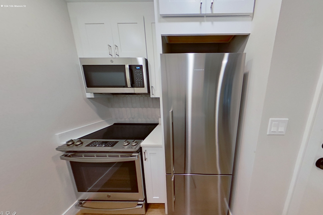 . - 2BR/1BA Brighton - W/D in Unit, Balcony, Elevator, Near Green Line Apartments