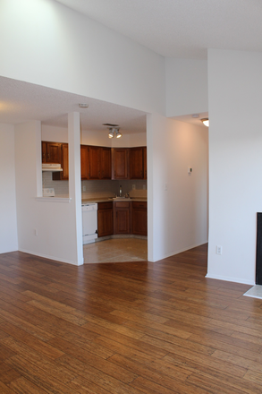 Kitchen (washing machine, fridge, stove) - 1BR condo-Aspen Dr-Plainsboro