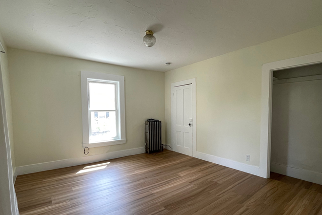 Living Room - 61 Gray St Unit #2 Apartments