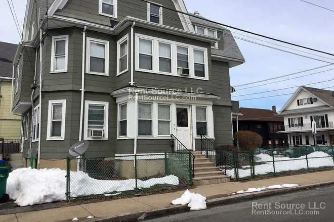 Outside street view of entrance - 3 Princeton St: 15 min walk from Main Tufts Campus, T acessible + 101 Bus Duplex