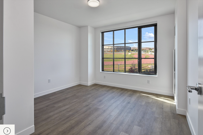 sample bedroom - New 4 bed/4 Bath, HUH 100 South Campus Drive Appt Apartments