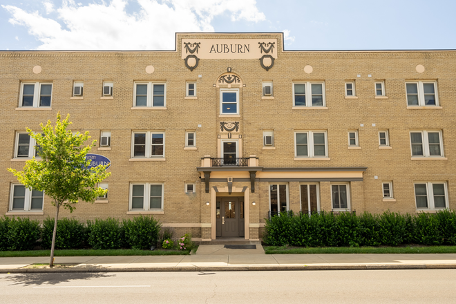 2301 Auburn Exterior - 2301 Auburn Apartments
