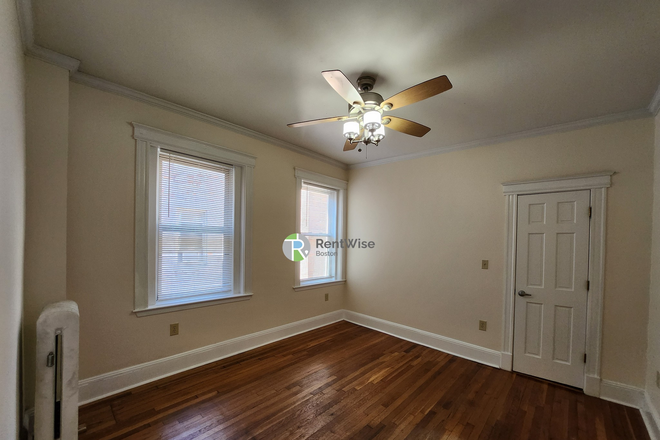 1 - SEPT 2026-Incredible 1 & 2 Bed Splits, H/HW inc, No Broker Fee! Apartments