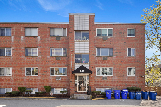 Outside - Newly Renovated 2 Bedroom Apartment Near Ashmont Station