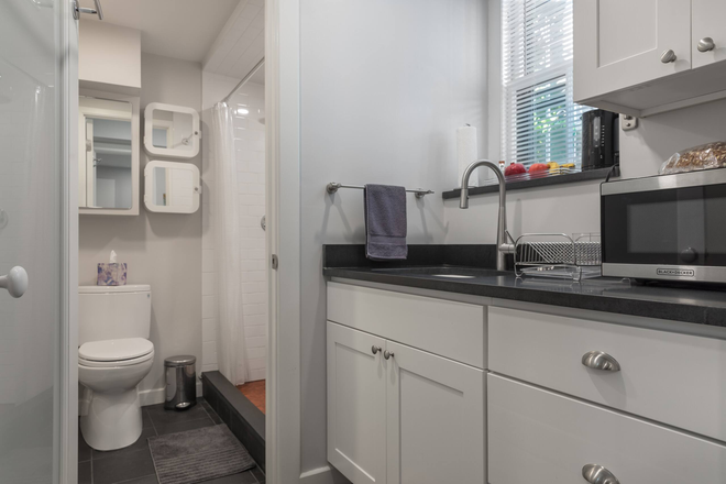 Private Bathroom - Garden level private studio with all utilities Townhome