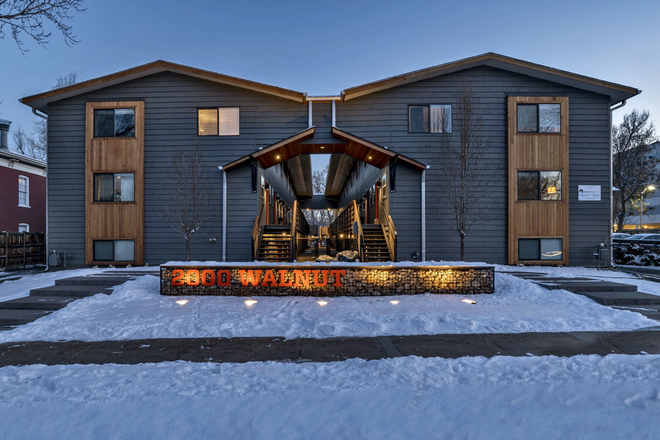 External View - 2000 Walnut