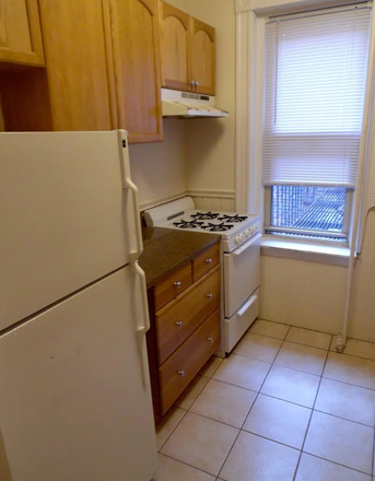 Kitchen - Summer Term Sublet (F preferred) Apartments