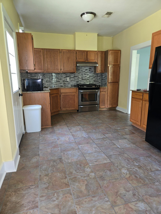 Kitchen - 2 Bedroom Apartment in a Duplex