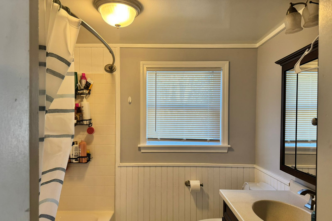 bathroom - Furnished, Newly Renovated, Close to StorrsCampus, Townhome