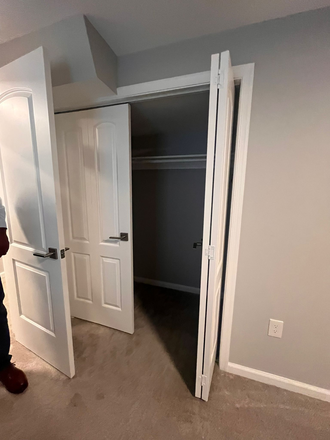 Bedroom #5 - 4 Bed in a Fully Furnished 5 bed Home (15 min walk from UMD)