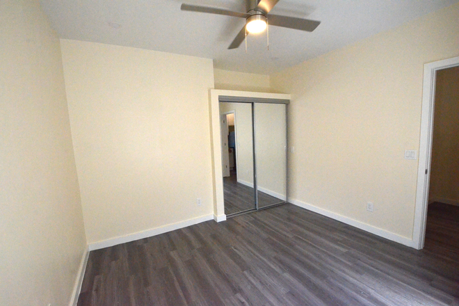 Bedroom - Just Renovated 2 separate bedrooms new kitchen walk to campus Apartments